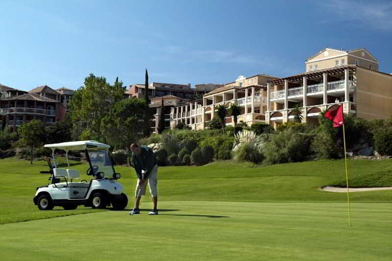 Hotel De L'Esterel Pierre & Vacances Saint-Raphaël エクステリア 写真