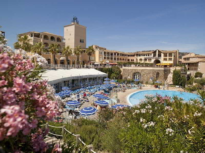 Hotel De L'Esterel Pierre & Vacances Saint-Raphaël エクステリア 写真